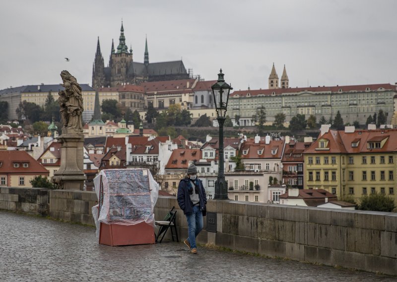 Česi otvorili kafiće i trgovine iako imaju jednu od najvećih smrtnosti u Europi: Ovo smo čekali dva mjeseca
