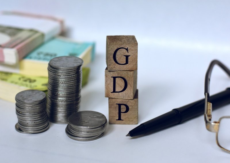 Ekonomski institut prognozira godišnji rast BDP-a za 7,8 posto u trećem tromjesečju