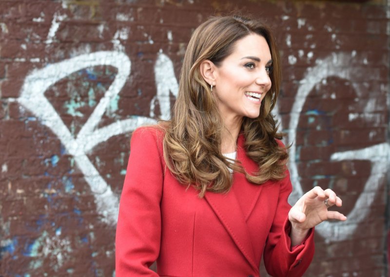Ova je dama Kate Middleton uspjela preoteti titulu najpopularnije članice kraljevske obitelji