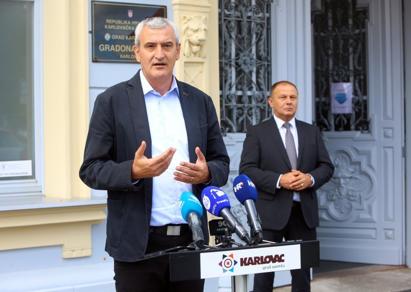 Gradonačelnik Karlovca pozvao građane na 'napor više' kako bi se spriječilo širenje zaraze