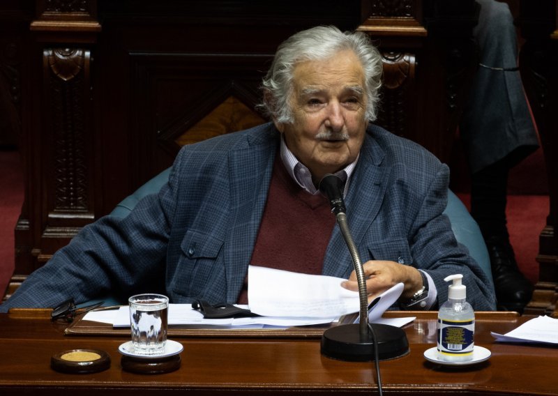 Bivši urugvajski predsjednik 'Pepe' Mujica se povlači iz političkog života