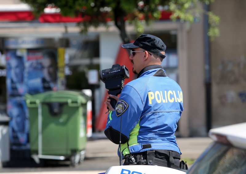 U Sesvetama ulovljen pijani vozač - nije položio vozački i nema državljanstvo, a od ranije ima cijeli niz prometnih prekršaja; vozilo mu je oduzeto