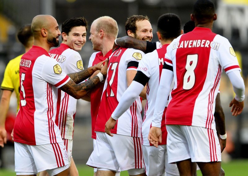 Cijela nogometna Europa priča o tome što se dogodilo u Nizozemskoj; Ajaxova nestvarna golijada glavna je tema