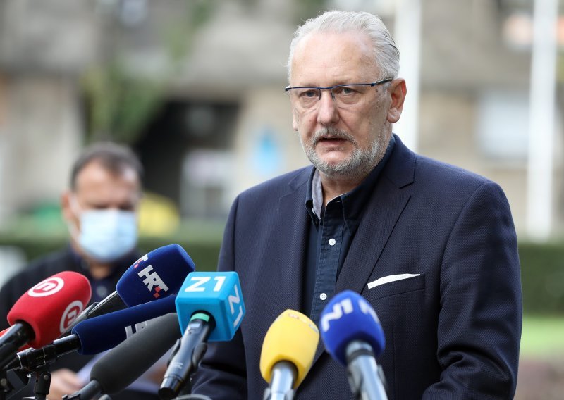 Božinović: Nakon opuštanja za vikend broj zaraženih raste sredinom tjedna