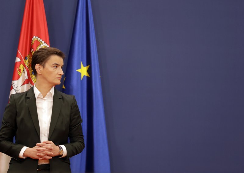 Premijerka Brnabić prva će u Srbiji primiti cjepivo protiv koronavirusa