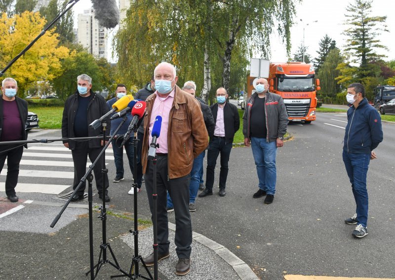 'Prijevoznici su na 'na respiratoru', posla je sve manje! Butković je zvao ne bi li nas nagovorio na odustanak od prosvjeda'