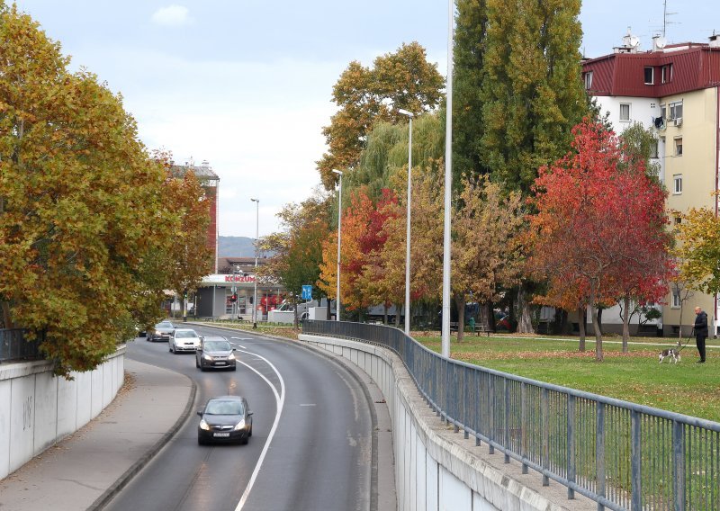 Od 1. studenoga na vozilima svjetla obvezna i danju