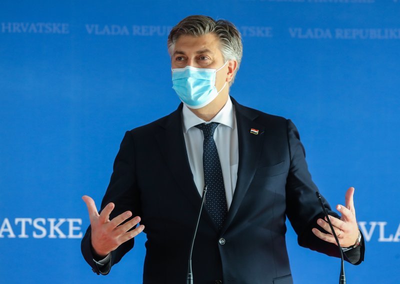 Plenković o koroni, Vladinim mjerama i Vanđeliću: Dok scena titra, znači da vučemo dobre poteze