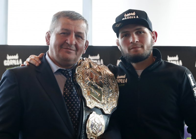 Prvi čovjek UFC-a Dana White otkrio da se Khabib Nurmagomedov vraća borbama, a za to ima i jako dobar razlog koji neće moći odbiti