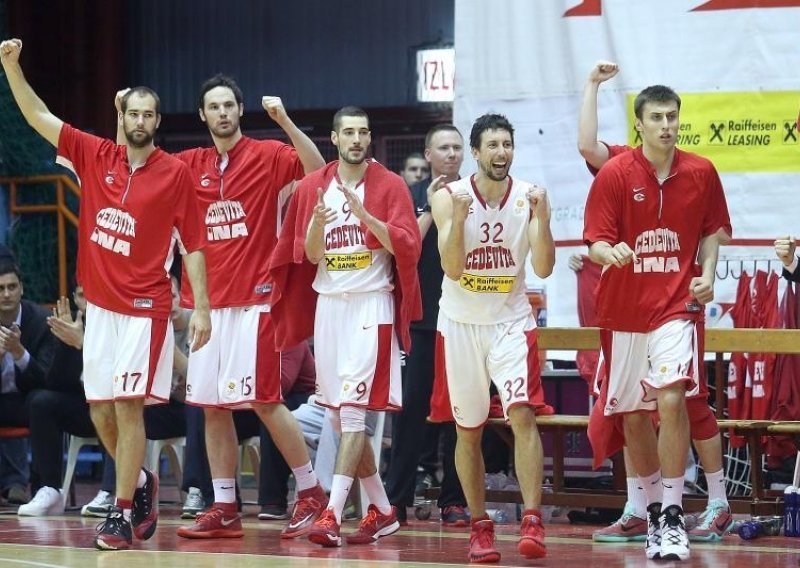 Cedevita ponovo uvjerljiva, Zagreb osigurao doigravanje