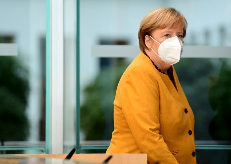 Merkel: Zima će biti teška, virusi će još neko vrijeme dominirati, nećete se moći viđati kao prije