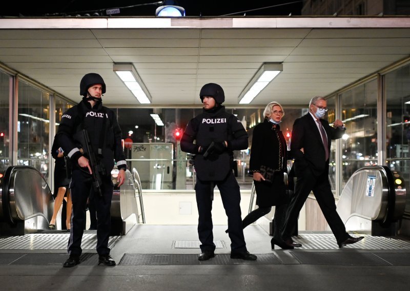 Austrijska policija raspliće islamističku mrežu