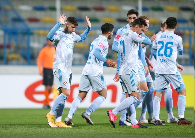 Šokantne vijesti iz Maksimirske 128; Dinamo ima cijelo čudo zaraženih igrača, nitko ne može znati u kakvom sastavu će igrati