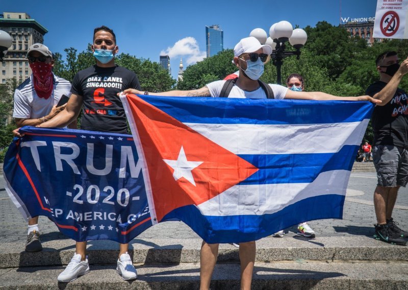 Trumpa podržalo više latino birača nego 2016., izgubio dio podrške bijelaca