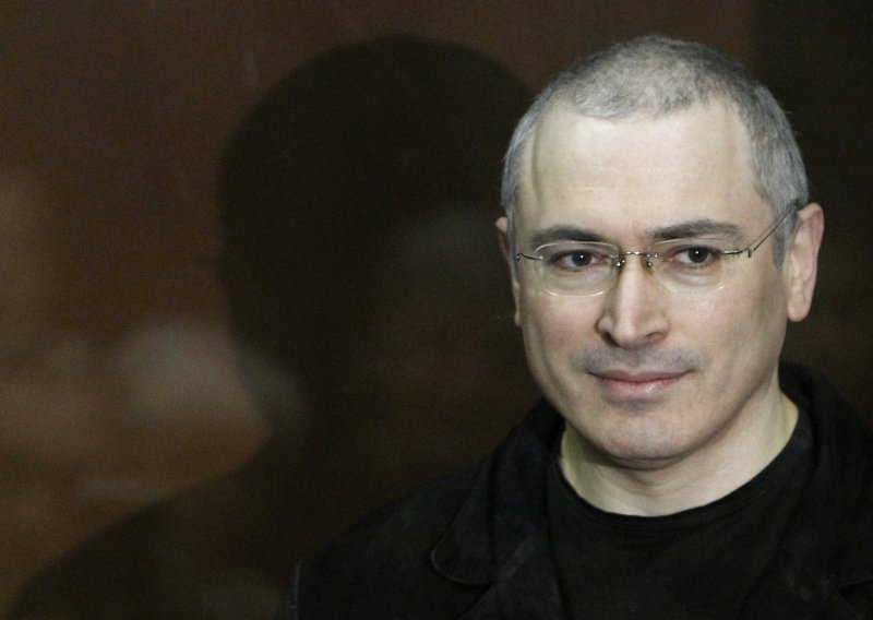 Rusija mora platiti Hodorkovskom 10.000 eura