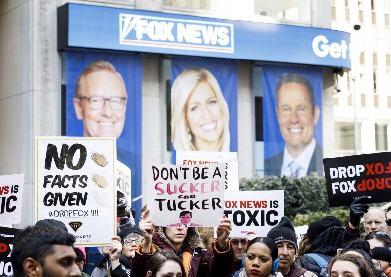 Neočekivani obrat: Čak su i Fox News i drugi Murdochovi mediji počeli Trumpu slati poruke da je izgubio izbore