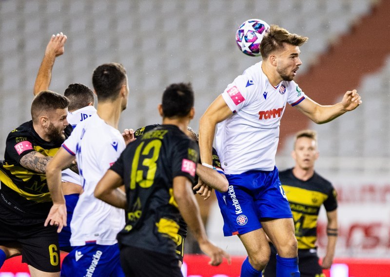 [VIDEO, FOTO] Kakva drama na Poljudu; Osijek poveo, Hajduk izjednačio eurogolčinom pa zapucao kazneni udarac za pobjedu duboko u sudačkoj nadoknadi