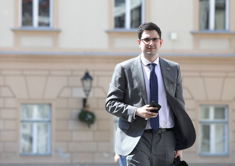 Glasnogovornik vlade Milić: U Milanovićevom uredu trebali bi bolje provjeravati zaprimljenu poštu