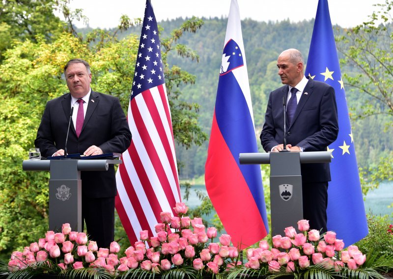 Svi u klin, Janša u ploču: Slovenski premijer ne odustaje od petljanja u američke izbore na Trumpovoj strani