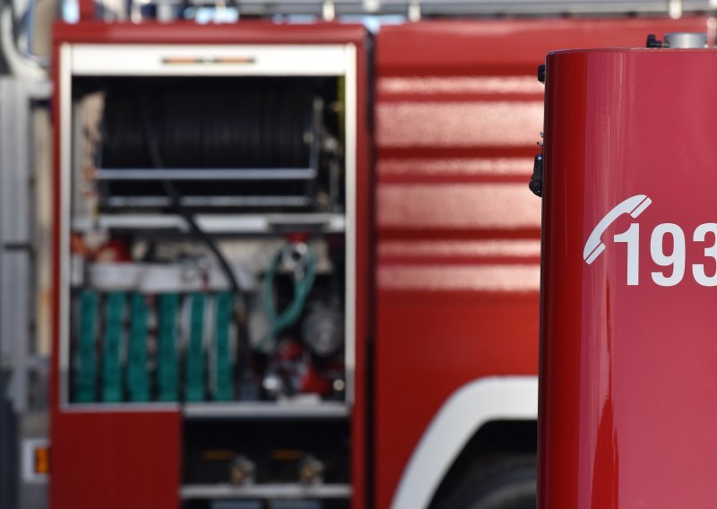 Planuo požar u Domu za starije u Prelogu; vatrogasci ga ugasili, korisnici evakuirani