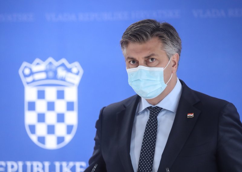 Plenković: Sve pripremiti za uvođenje eura 1. siječnja 2023.