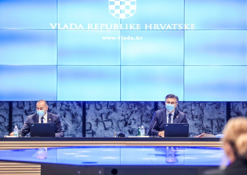 Plenković: Trenutno smo u najtežoj fazi epidemije. Redovito prozračivanje bitnije je nego ikada!