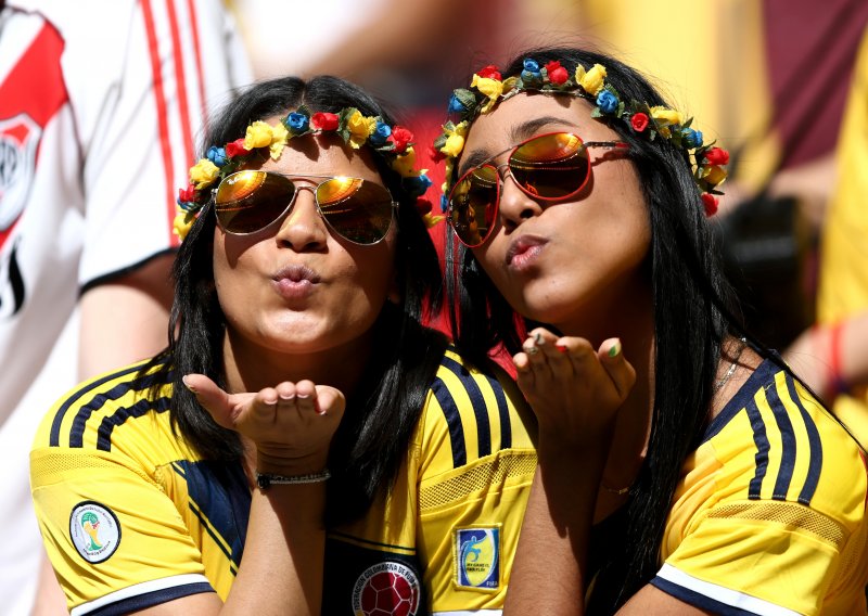Fatalne Kolumbijke! Jesu li ove dvije ljepotice sestre?