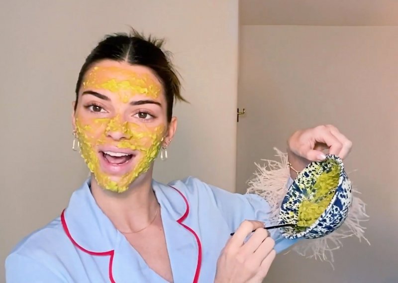 Kendall Jenner otkrila recept za masku od avokada i meda zbog koje će koža izgledati sjajno