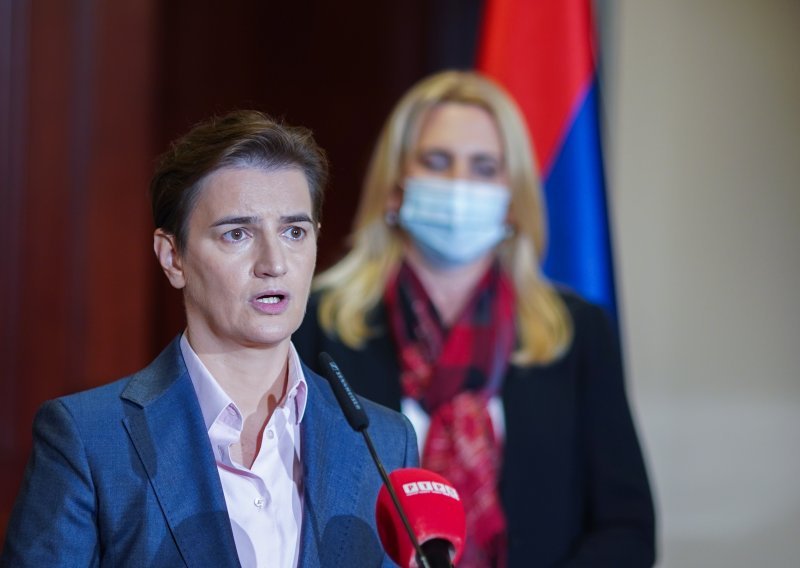 Srbija pooštrila mjere: Kafići, restorani i trgovine mogu raditi do 21h. Brnabić poručila: Sljedeća mjera je zabrana kretanja...