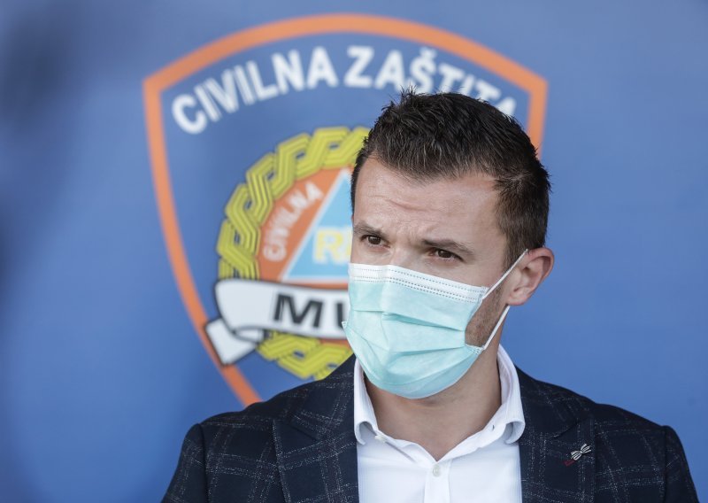 Teško stanje u Zaboku, pri kraju su s respiratorima