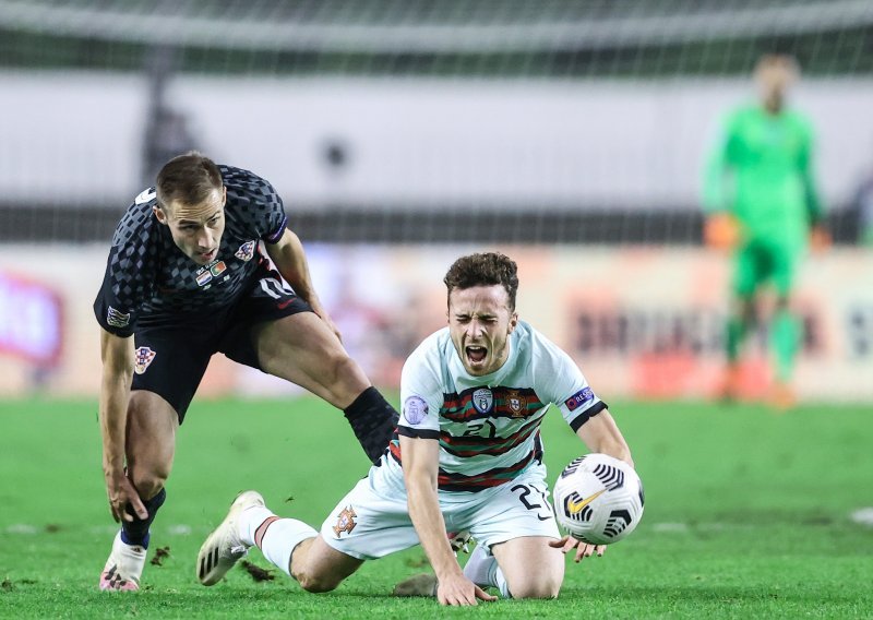 [FOTO] Portugal u šokantnoj završnici stigao do pobjede 3:2, ali na kraju nam Francuzi pomogli kako bi ostali među 'elitom'