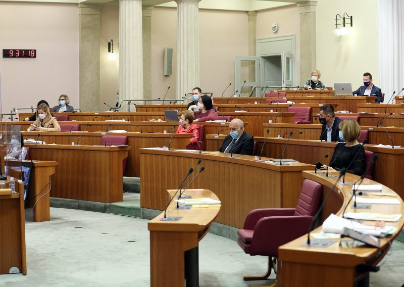 Sabor zasjeda cijeli idući tjedan, kreće rasprava o Ćoriću i državnom proračunu ali i pomoći progonjenim kršćanima