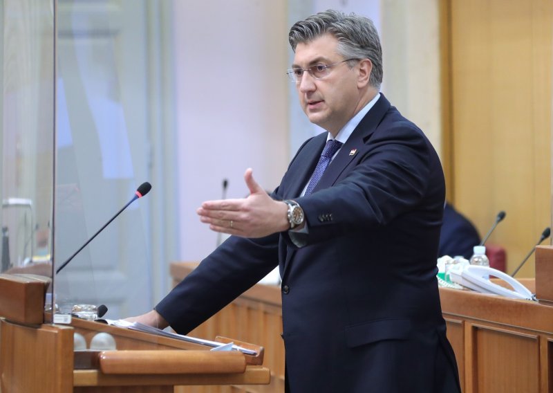 Plenković: Proračun osigurava Hrvatskoj gospodarski oporavak, iduće godine očekuje se rast BDP-a za pet posto