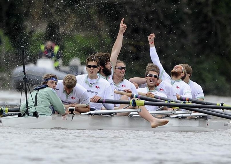 Cambridge bolji od Oxforda u najčudnijoj utrci u povijesti