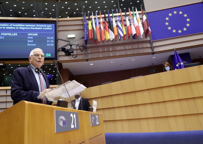 Borrell poručio Srbiji i Kosovu da u odnosu na Izrael slijede politiku EU