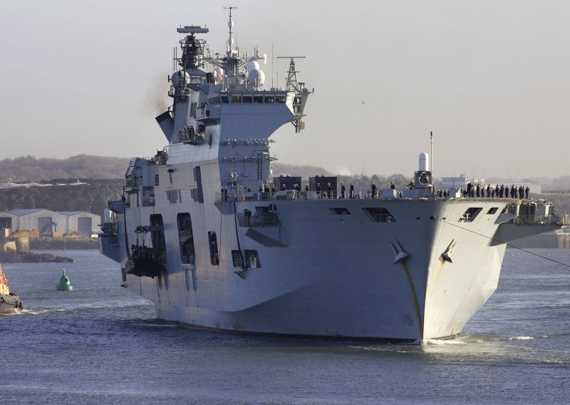 Johnson: Britanija će imati najmoćniju mornaricu u Europi