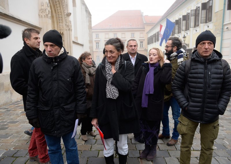 Kulturnjaci od premijera i predsjednice traže: Zaštitite profesore Filozofskog