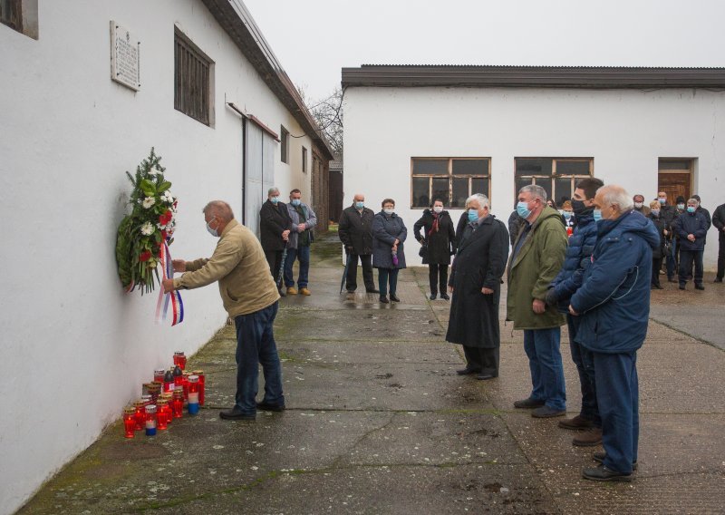 Vukovarci odali počast žrtvama iz logora Velepromet