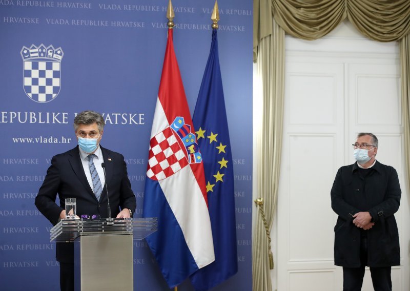 Plenković: Ako cjepivo ima učinkovitost od 95 posto i ako se cijepi 70 posto populacije tada se može suzbiti epidemija