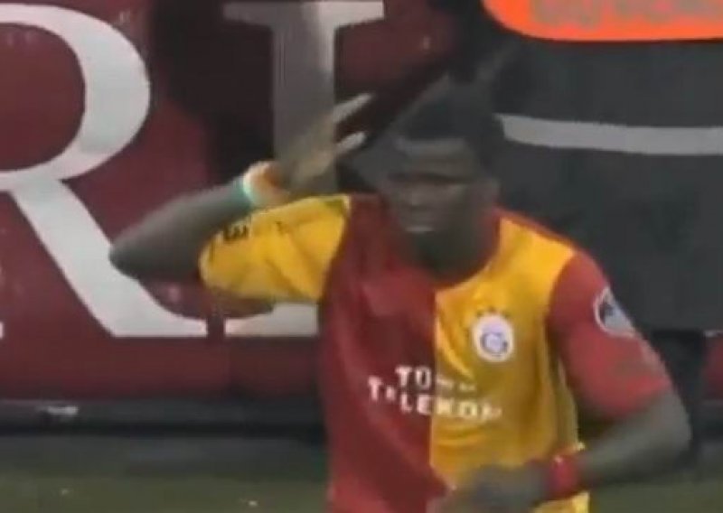 Eboue na leđima osjetio svu čar turskog derbija