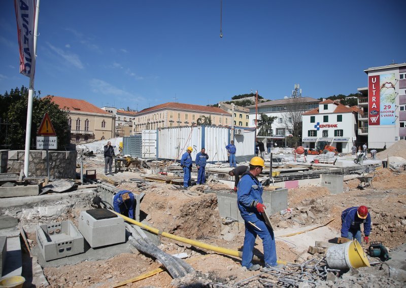 Od nove godine više nema kvota za zapošljavanje stranaca, ali poslodavce i dalje brine obavezan test tržišta rada; jedna stvar je zasmetala i Mati Rimcu