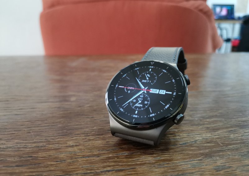 [FOTO] Huawei Watch GT 2 Pro: Križanac pametnog sata i fitness trackera sjajno izgleda, ima natprosječno otporno kućište i izdržljivu bateriju