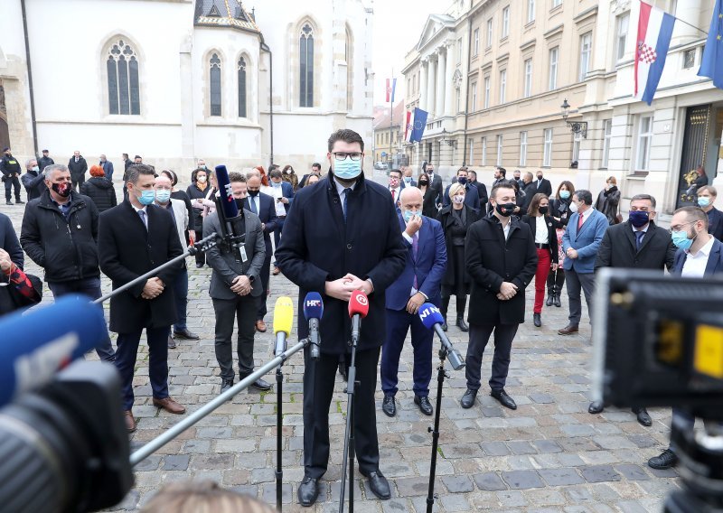 Kompletna oporba izašla iz Sabora: Ne želimo sudjelovati u ovom cirkusu!