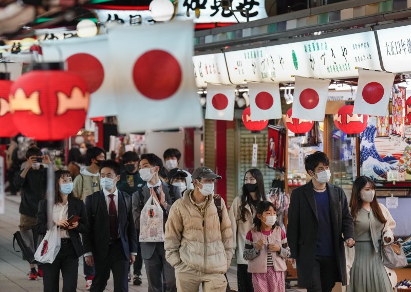 Japan razmatra uvođenje izvanrednog stanja zbog covida-19