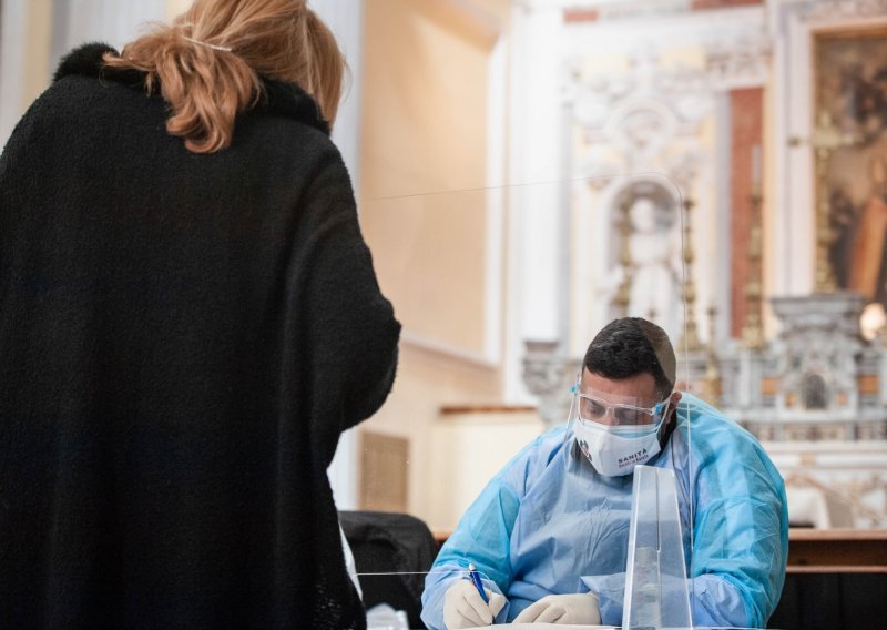Od besplatne kave do besplatnog testa: 'Mi Napolitanci imamo veliko srce, i u dobra i loša vremena sve dijelimo'