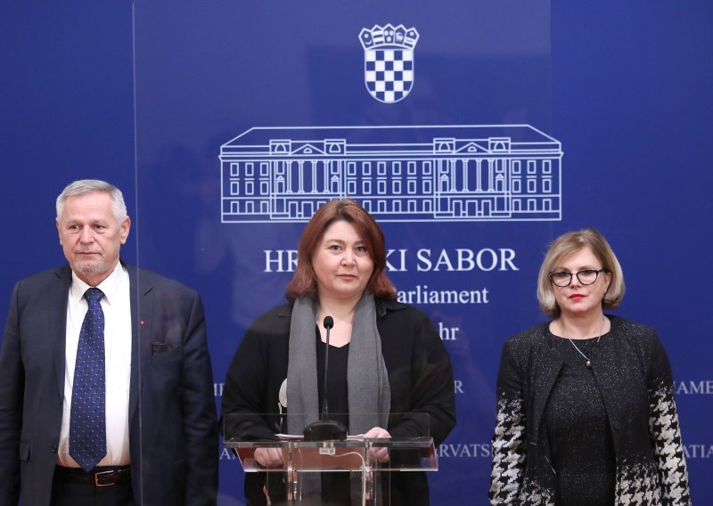 SDP ultimativno traži mjere pomoći starijim građanima u uvjetima pandemije