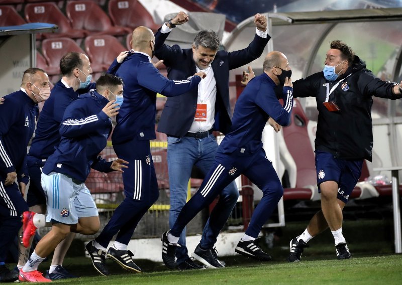 [VIDEO/FOTO] Dinamov trener Zoran Mamić o svojim izjavama na račun Zlatka Dalića, Nenadu Bjelici čiji prolazak skupine nije bio 'ništa posebno', nepravomoćnoj presudi...