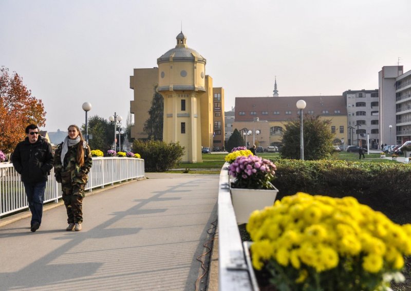 Stranci u Vukovar dolaze zbog ratnog turizma i biciklizma