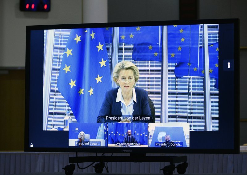 Von der Leyen: Nitko ne smije prijeći granicu neotkriven, a svaki sigurnosni rizik mora biti identificiran