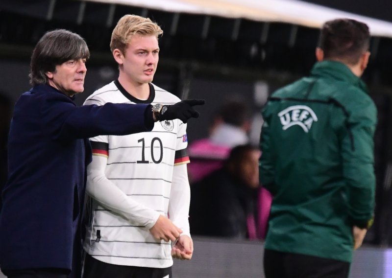 Nakon nogometne katastrofe protiv Španjolske, Njemački nogometni savez potvrdio koja je sudbina njihovog izbornika